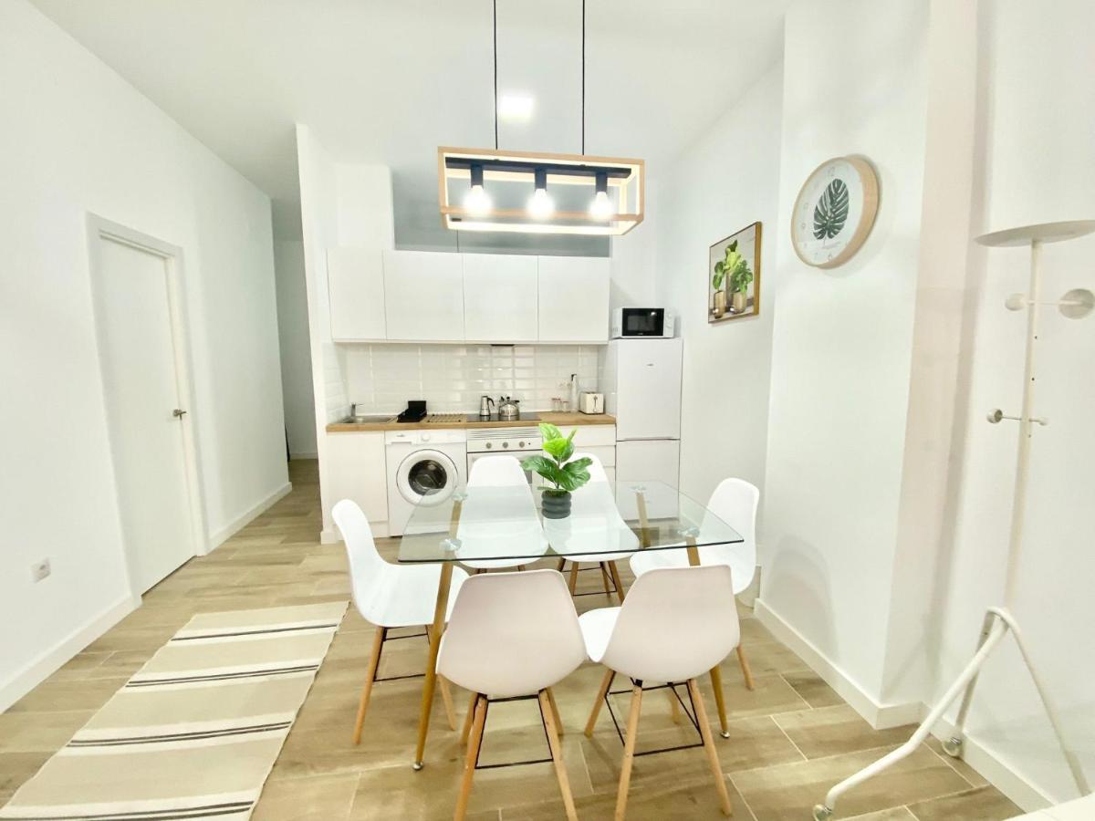 Puente Praga Aparment Διαμέρισμα Μαδρίτη Εξωτερικό φωτογραφία