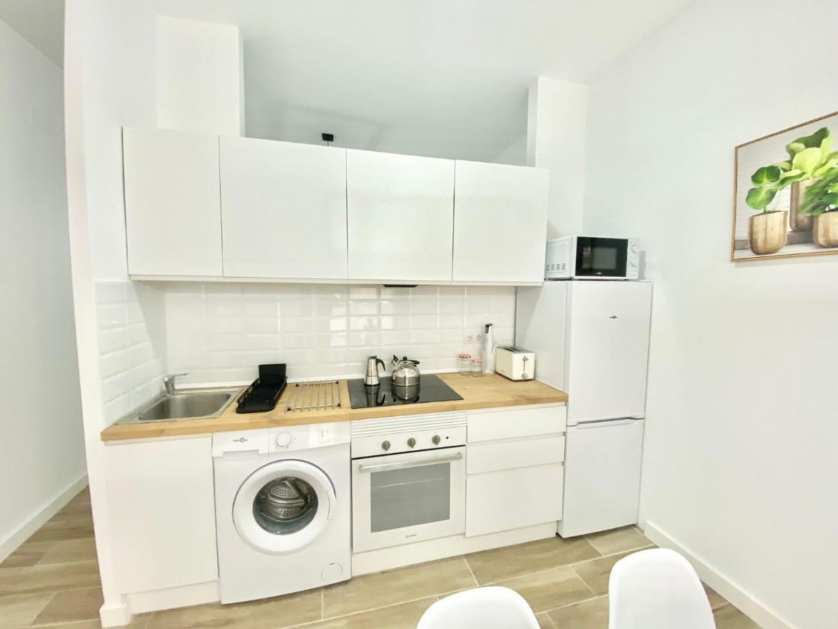 Puente Praga Aparment Διαμέρισμα Μαδρίτη Εξωτερικό φωτογραφία