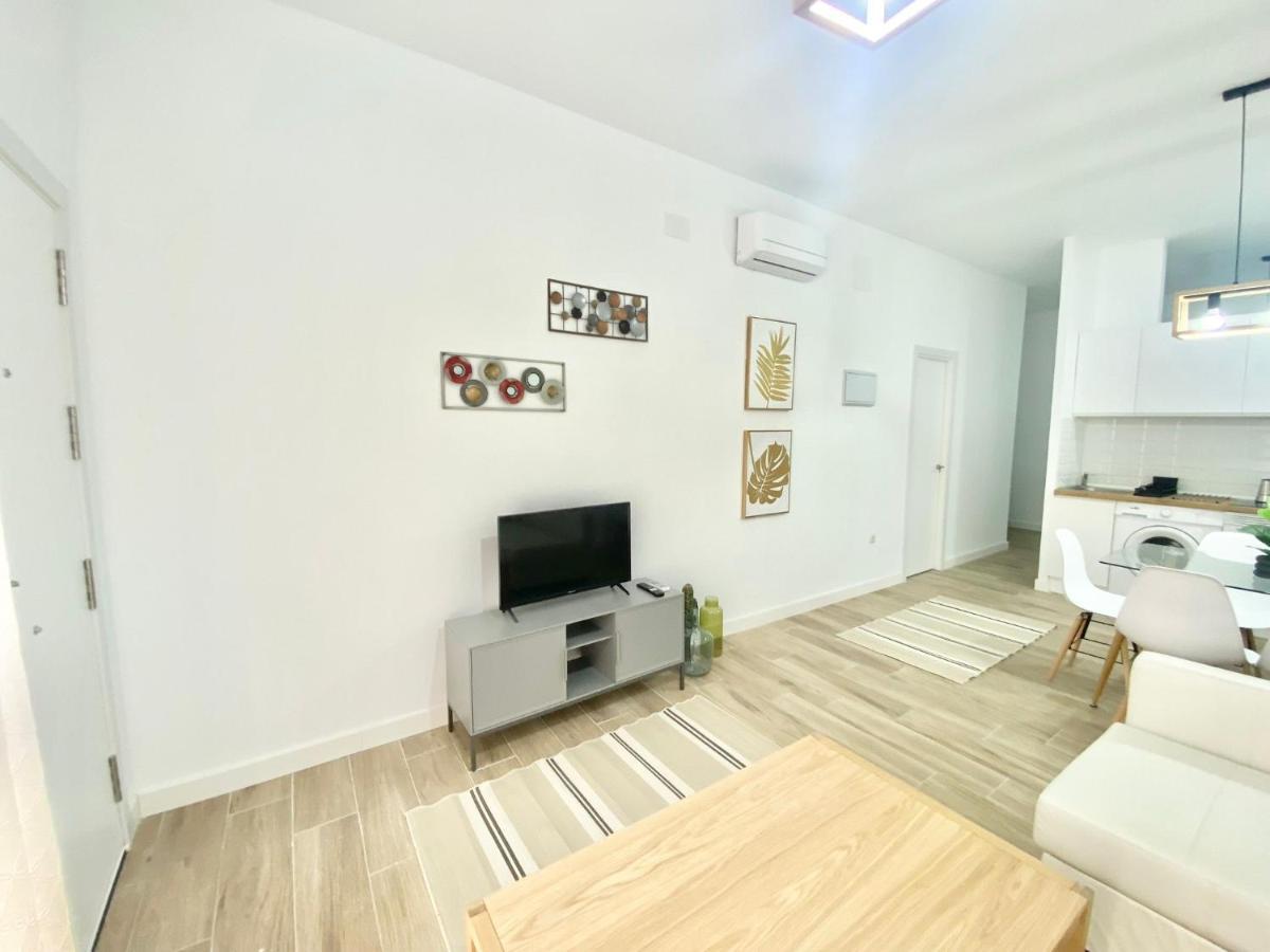 Puente Praga Aparment Διαμέρισμα Μαδρίτη Εξωτερικό φωτογραφία